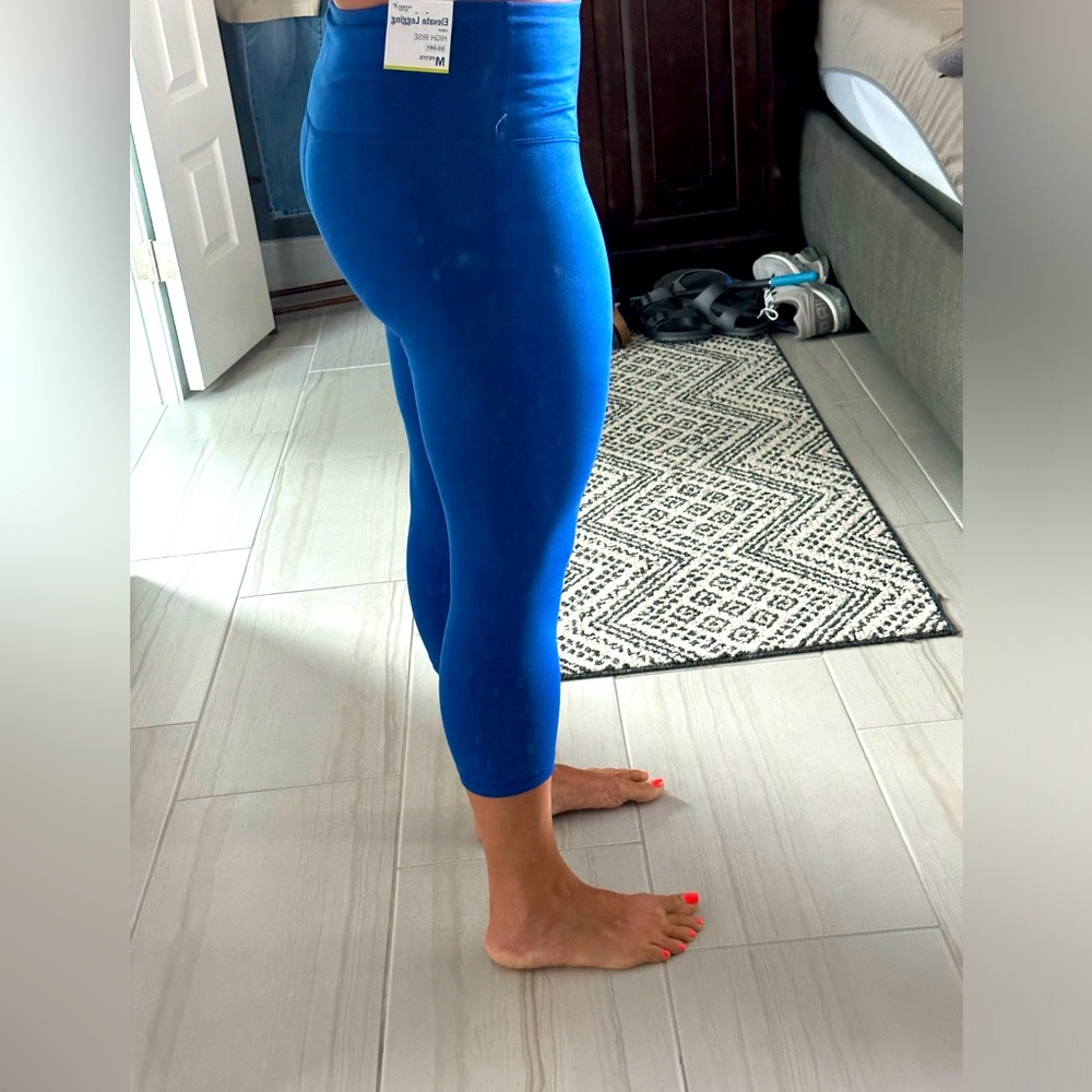 NWT Tanzanite blue soft & comfy leggings! MP
